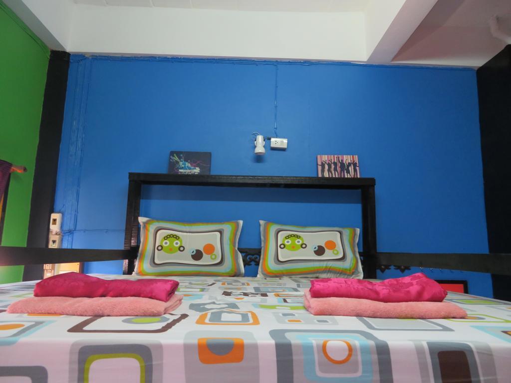Same Same Guesthouse, Bar & Restaurant (Adults Only) Haad Rin Zewnętrze zdjęcie