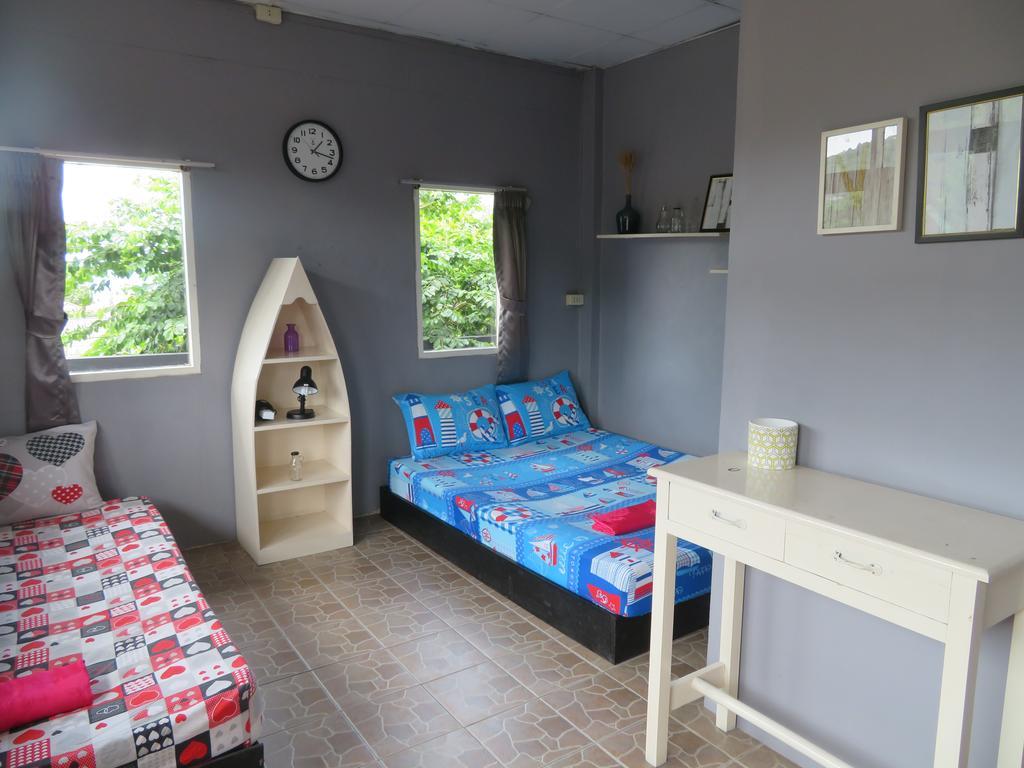 Same Same Guesthouse, Bar & Restaurant (Adults Only) Haad Rin Zewnętrze zdjęcie