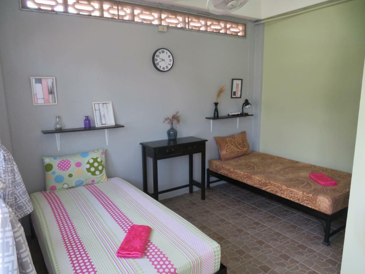 Same Same Guesthouse, Bar & Restaurant (Adults Only) Haad Rin Zewnętrze zdjęcie