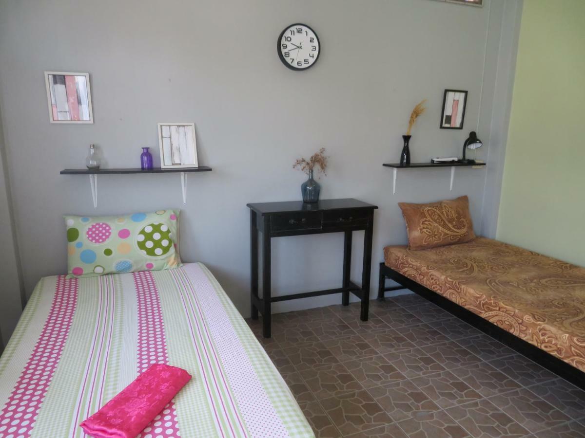 Same Same Guesthouse, Bar & Restaurant (Adults Only) Haad Rin Zewnętrze zdjęcie