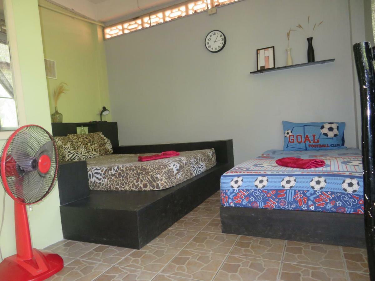 Same Same Guesthouse, Bar & Restaurant (Adults Only) Haad Rin Zewnętrze zdjęcie