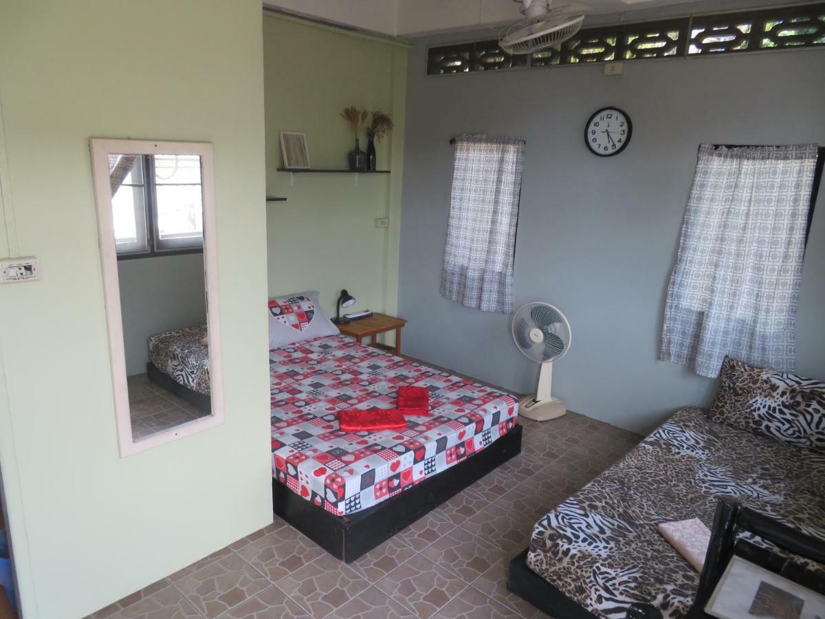 Same Same Guesthouse, Bar & Restaurant (Adults Only) Haad Rin Zewnętrze zdjęcie