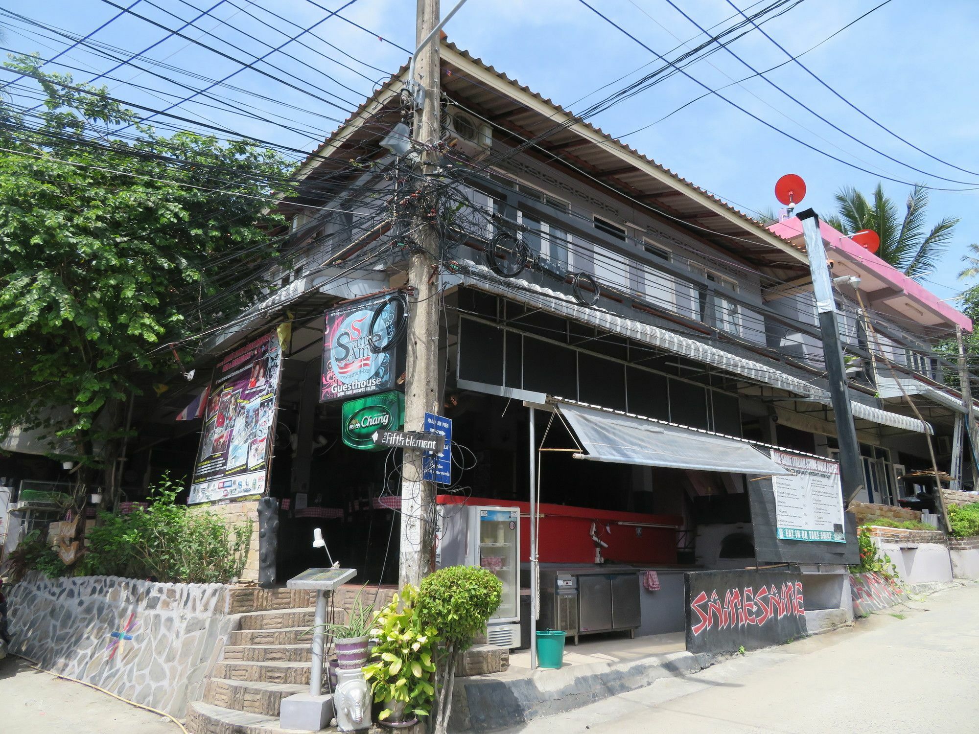 Same Same Guesthouse, Bar & Restaurant (Adults Only) Haad Rin Zewnętrze zdjęcie